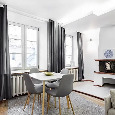 Saint Ignoto Bright 1 Bedroom By Reside Baltic *